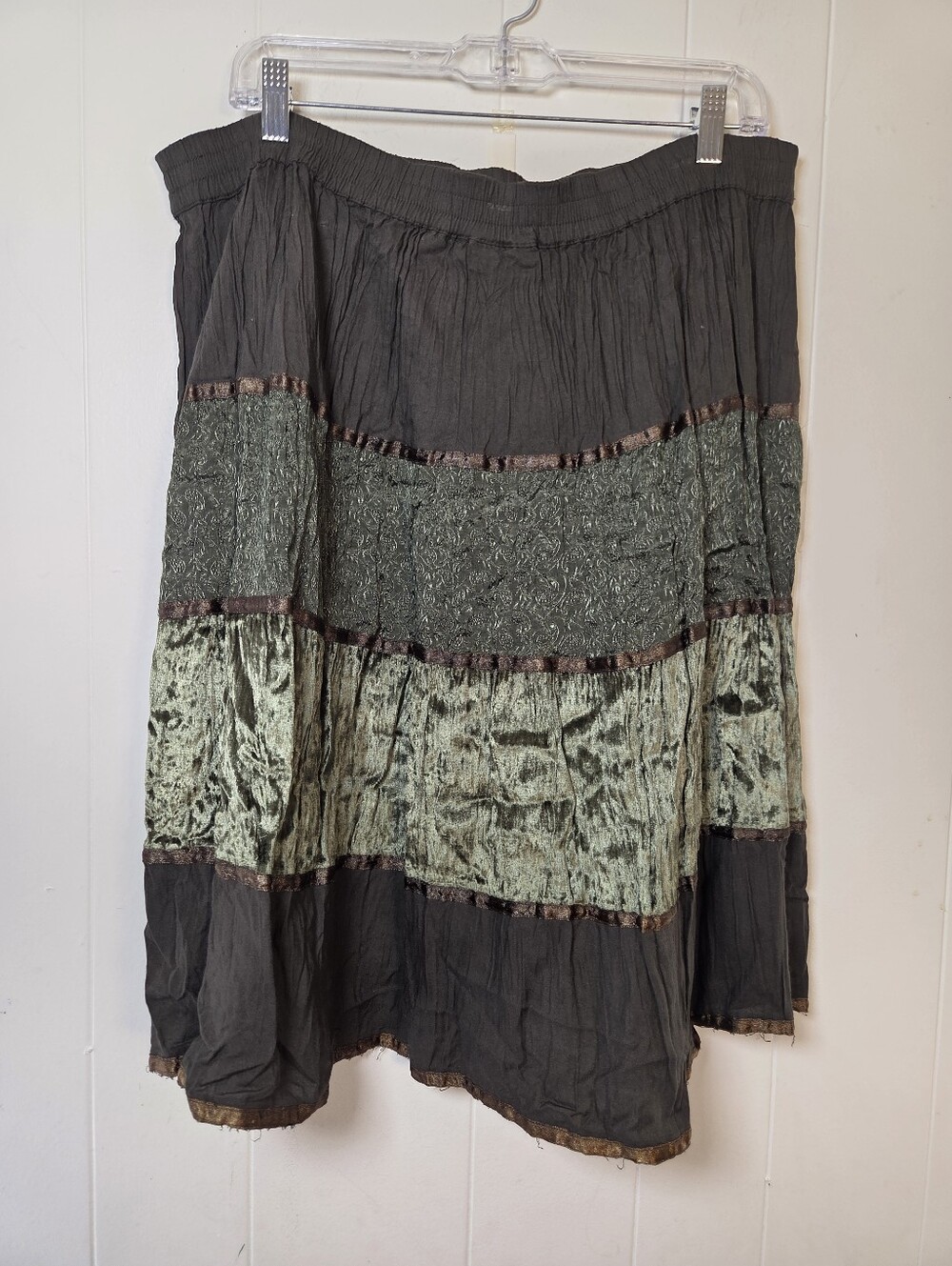 Vtg 90s Forest Green Tiered Midi Skirt Velvet Panel See Measurements